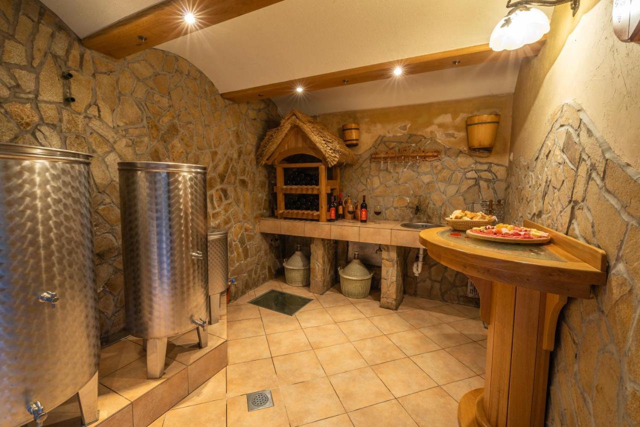 Vineyard Cottage Krivic 特贝尔诺 外观 照片