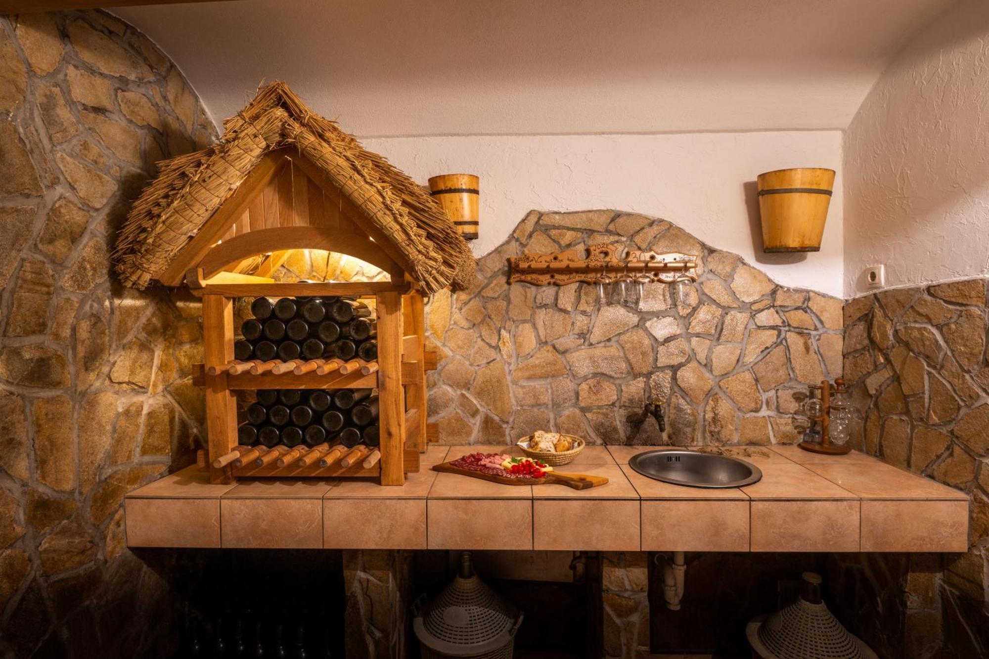 Vineyard Cottage Krivic 特贝尔诺 外观 照片
