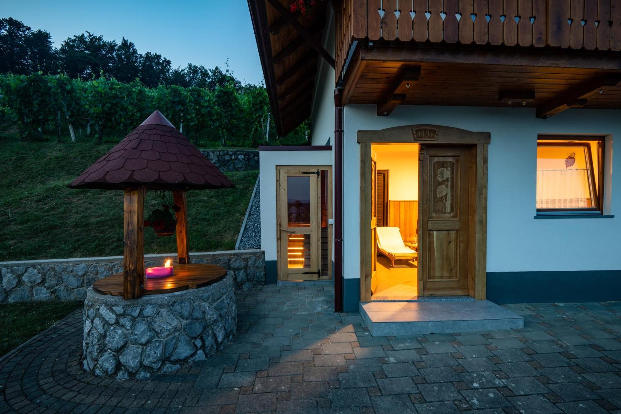 Vineyard Cottage Krivic 特贝尔诺 外观 照片